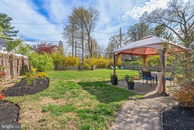 7054 SHERWOOD RD, Philadelphia, PA 19151