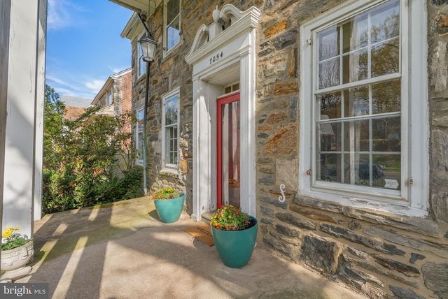 7054 SHERWOOD RD, Philadelphia, PA 19151