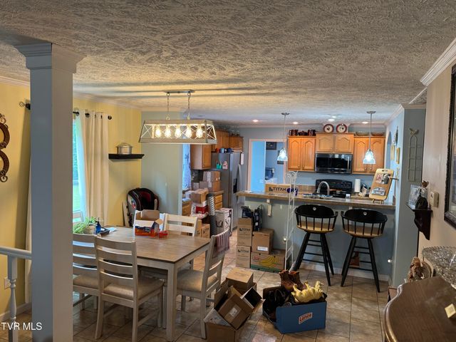 5284 Manville Road, Gate City, VA 24251