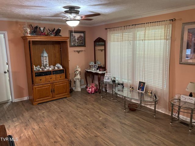 5284 Manville Road, Gate City, VA 24251