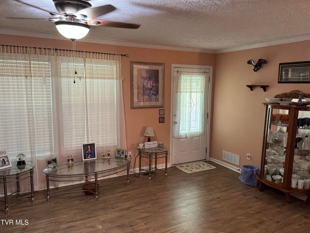 5284 Manville Road, Gate City, VA 24251