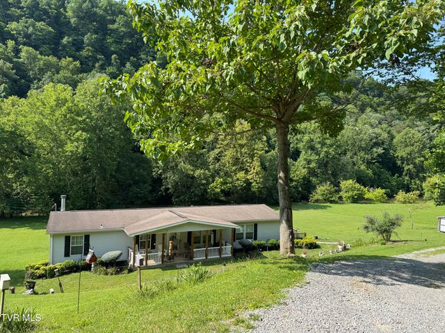 5284 Manville Road, Gate City, VA 24251