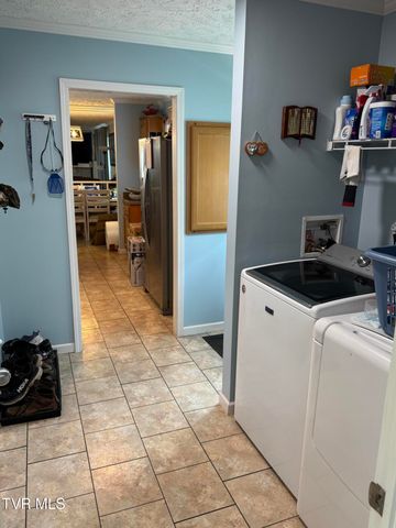 5284 Manville Road, Gate City, VA 24251