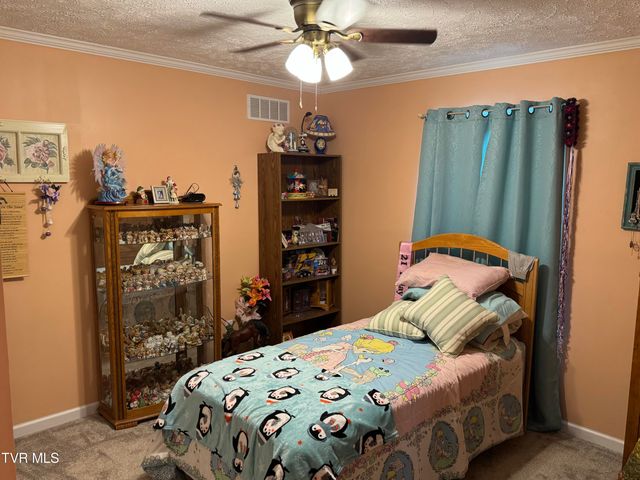 5284 Manville Road, Gate City, VA 24251