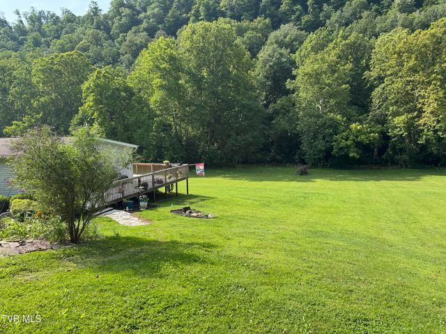 5284 Manville Road, Gate City, VA 24251
