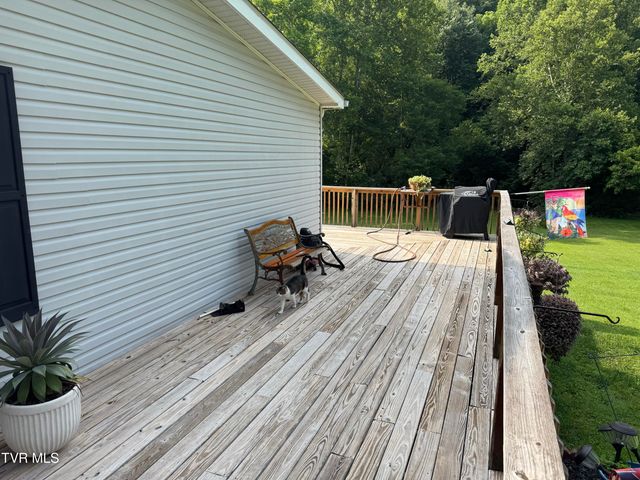 5284 Manville Road, Gate City, VA 24251