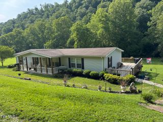 5284 Manville Road, Gate City, VA 24251