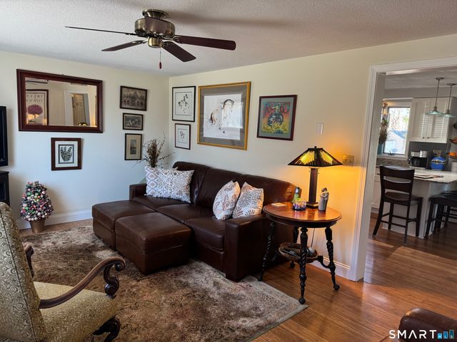 13 Devonshire Drive, Waterford, CT 06385