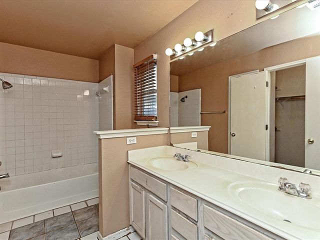 14700 Menifee ST, Austin, TX 78725