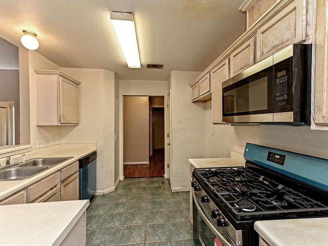 14700 Menifee ST, Austin, TX 78725