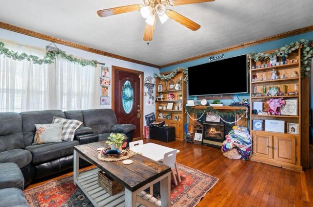 4000 State Hwy 378, Vancleve, KY 41385