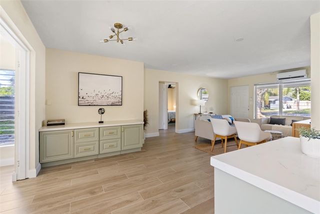 20 NE 17th Ave, Pompano Beach, FL 33060