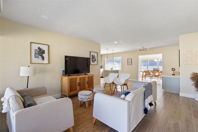 20 NE 17th Ave, Pompano Beach, FL 33060