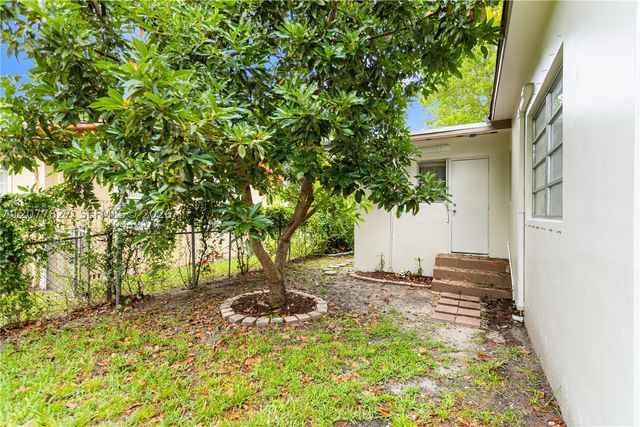 72 Palmetto Dr 0, Miami Springs, FL 33166