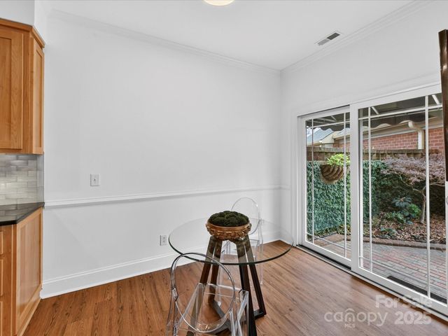 2813 Sharon View Road, Charlotte, NC 28210