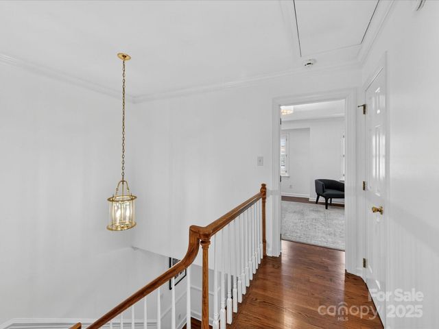 2813 Sharon View Road, Charlotte, NC 28210