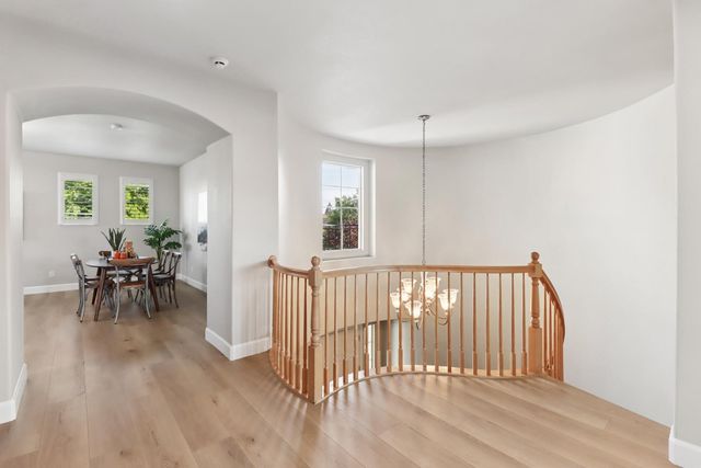 651 Hawkcrest Cir, Sacramento, CA 95835