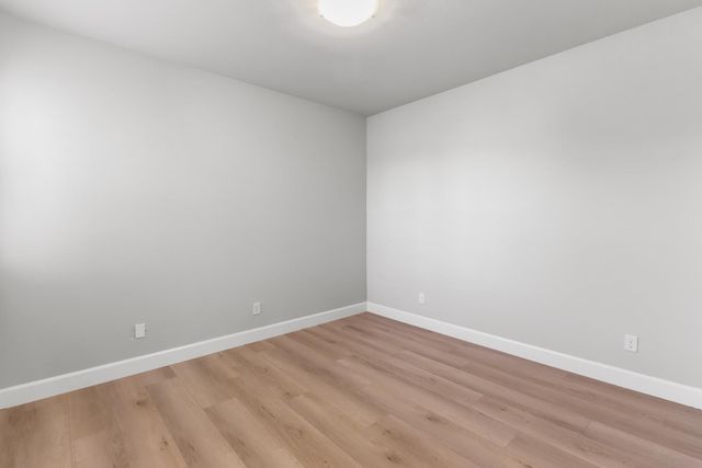 651 Hawkcrest Cir, Sacramento, CA 95835