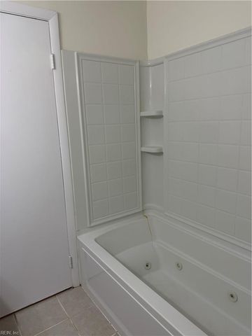 629 Counselor SQ, Virginia Beach, VA 23452