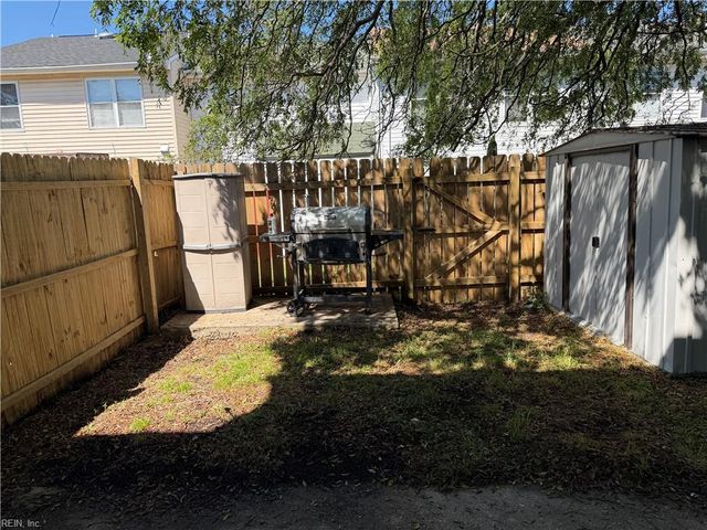 629 Counselor SQ, Virginia Beach, VA 23452