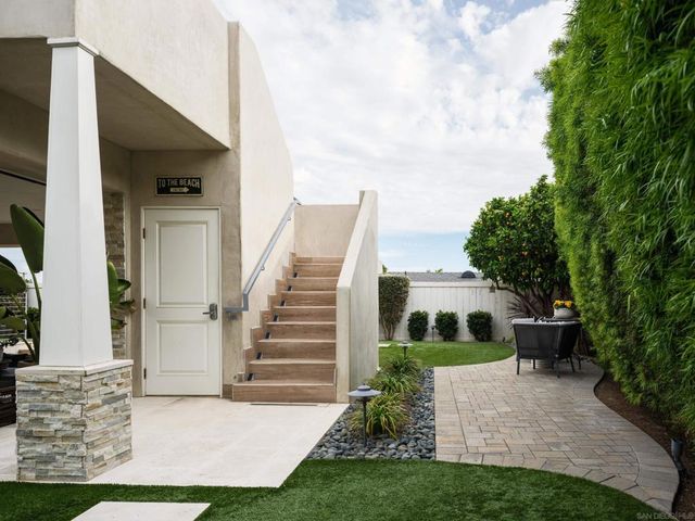 3541 Carleton St, San Diego, CA 92106