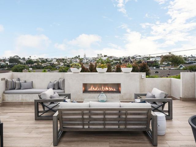 3541 Carleton St, San Diego, CA 92106
