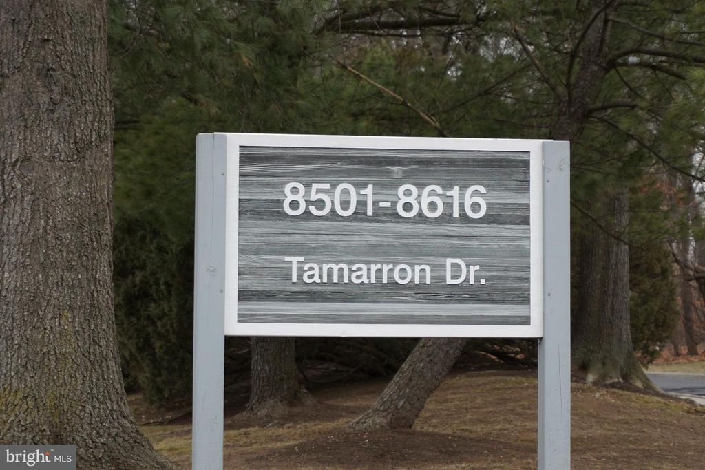 8612 TAMARRON DR, Plainsboro, NJ 08536