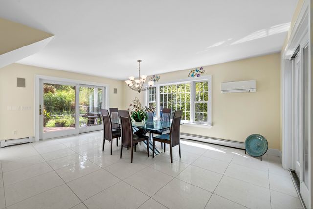 332 Lantern Hill Road, Stonington, CT 06355