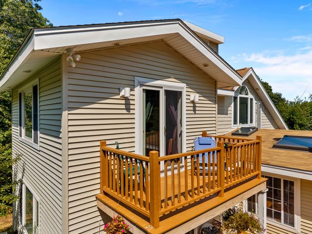 332 Lantern Hill Road, Stonington, CT 06355