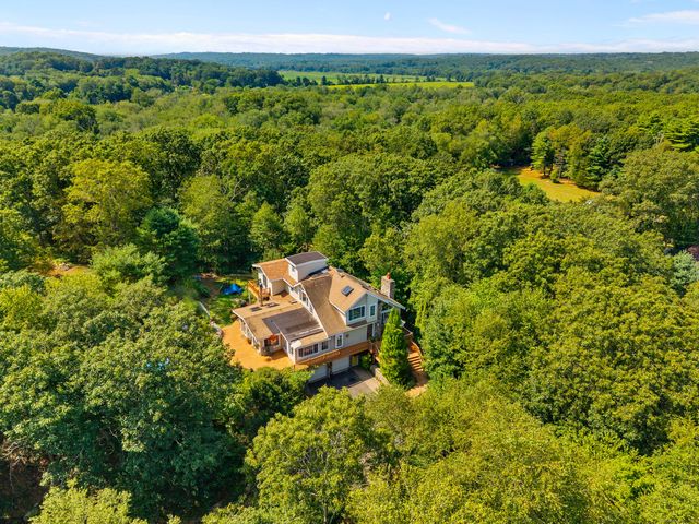 332 Lantern Hill Road, Stonington, CT 06355