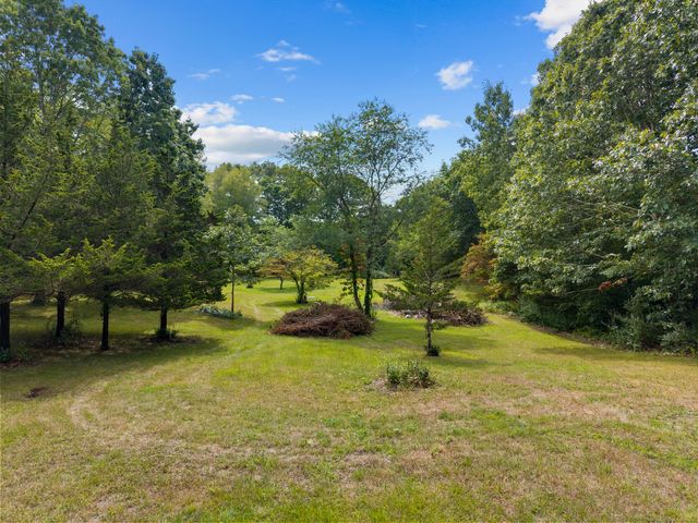 332 Lantern Hill Road, Stonington, CT 06355