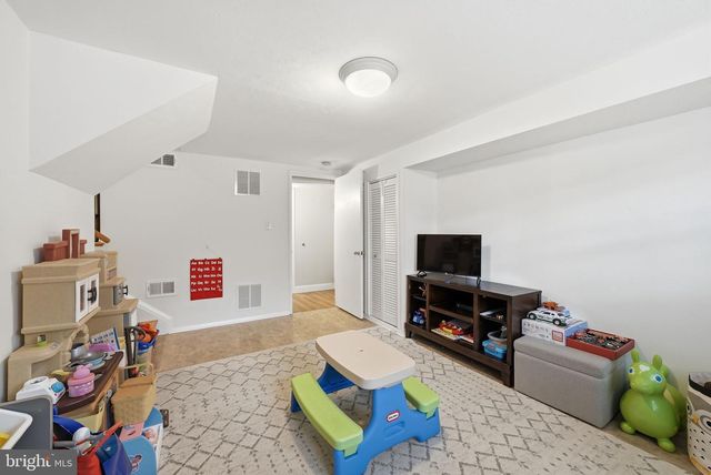 4616 EXETER ST, Annandale, VA 22003