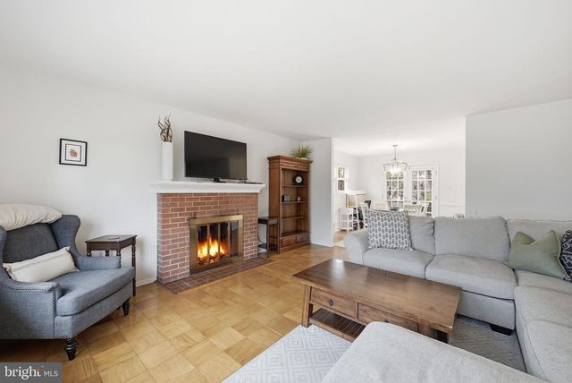 4616 EXETER ST, Annandale, VA 22003