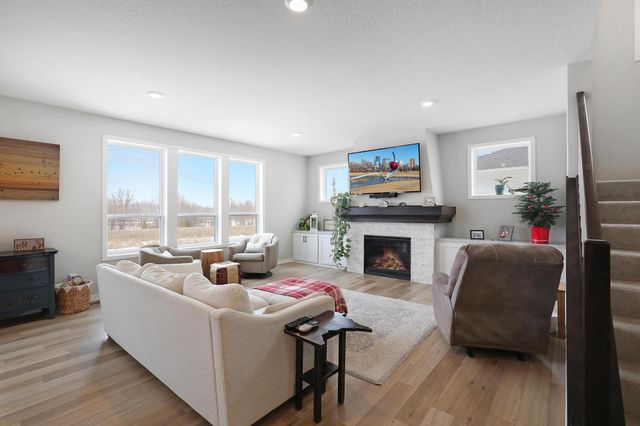 4852 Bennett Street SE, Prior Lake, MN 55372