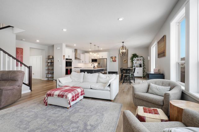 4852 Bennett Street SE, Prior Lake, MN 55372