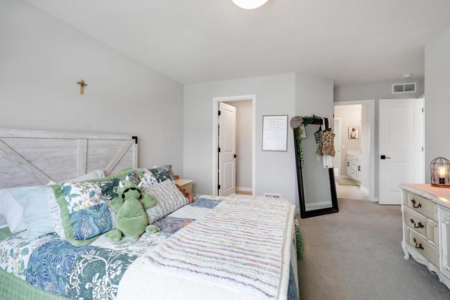 4852 Bennett Street SE, Prior Lake, MN 55372