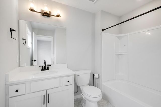 4852 Bennett Street SE, Prior Lake, MN 55372