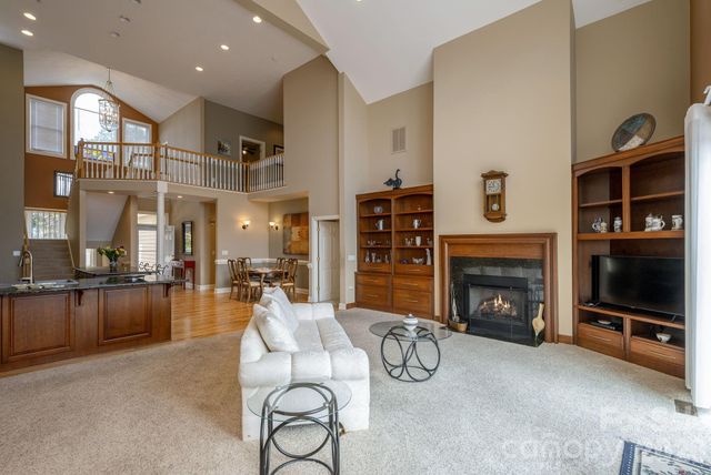 20 N Mission Hills Court, Mills River, NC 28759
