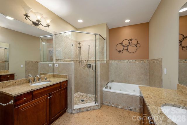 20 N Mission Hills Court, Mills River, NC 28759