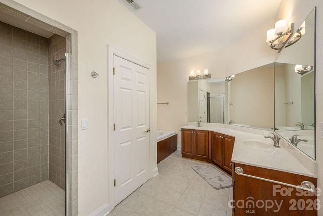 20 N Mission Hills Court, Mills River, NC 28759