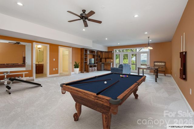 20 N Mission Hills Court, Mills River, NC 28759