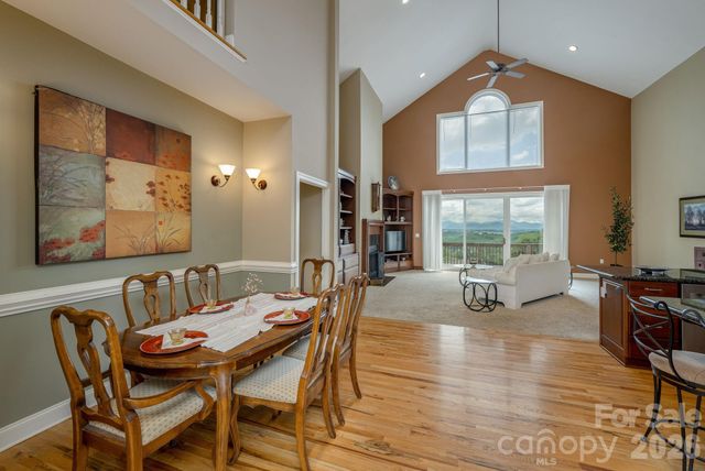 20 N Mission Hills Court, Mills River, NC 28759