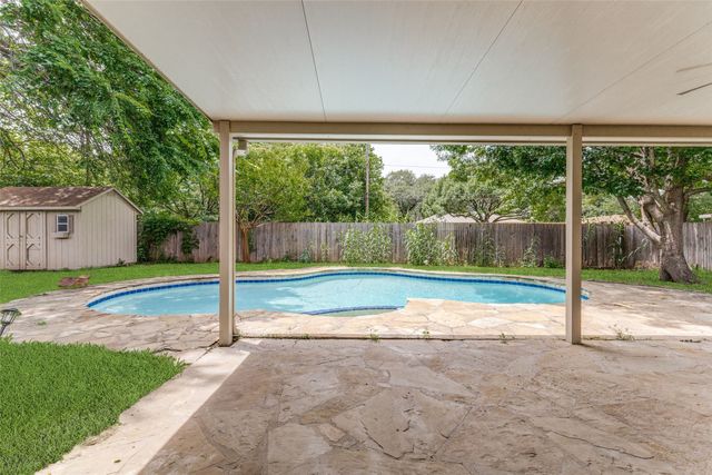 3305 Wayland Drive, Fort Worth, TX 76133