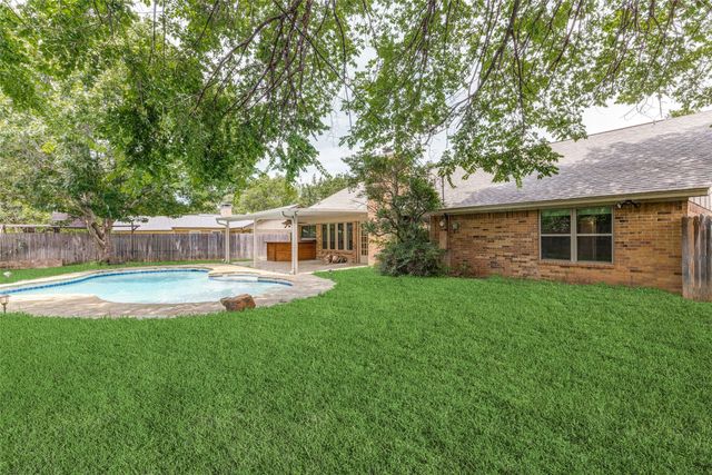 3305 Wayland Drive, Fort Worth, TX 76133