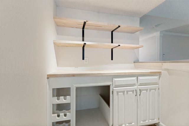 3305 Wayland Drive, Fort Worth, TX 76133