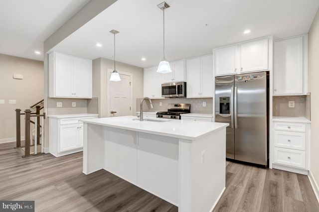 42558 INVERGORDON TER, Sterling, VA 20166
