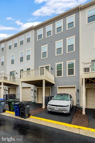 42558 INVERGORDON TER, Sterling, VA 20166