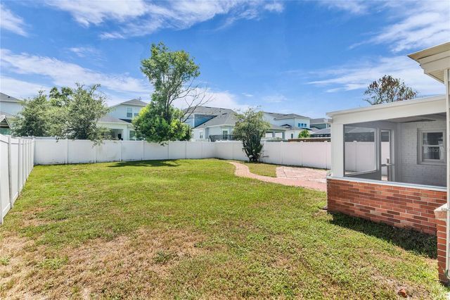 220 E GRANT STREET, Orlando, FL 32806