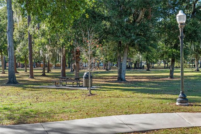 220 E GRANT STREET, Orlando, FL 32806