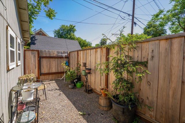 1158 Madison Street, Red Bluff, CA 96080